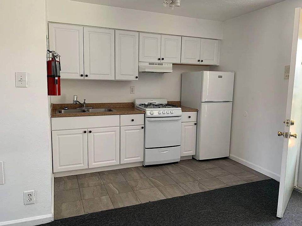 1st image of 4901 San Mateo Ln NE #60