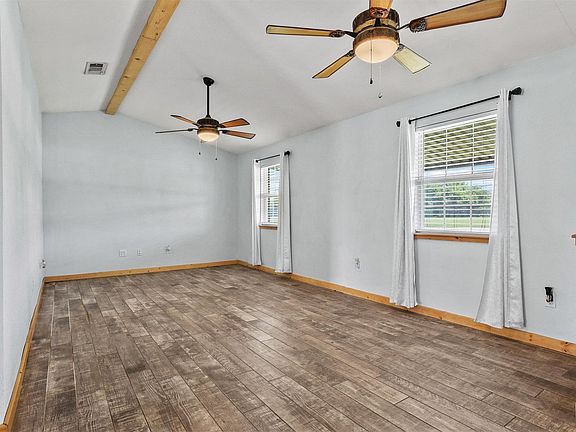 5th image of 164 Timothy Ln