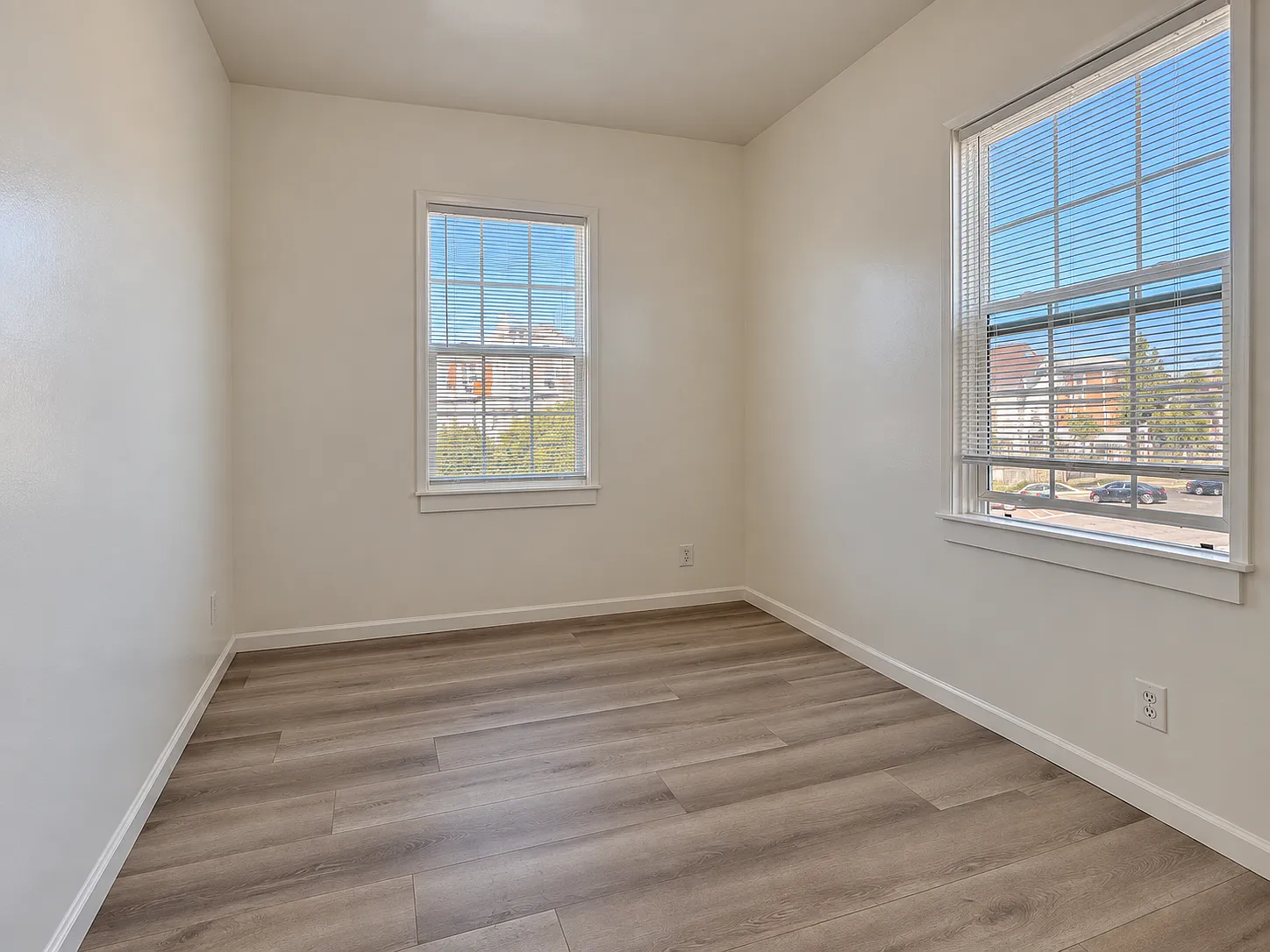1 bed, 500 sqft, $1,600 — Photo 4