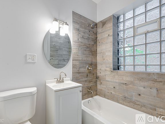 3rd image of 6131 S Vernon Ave #1