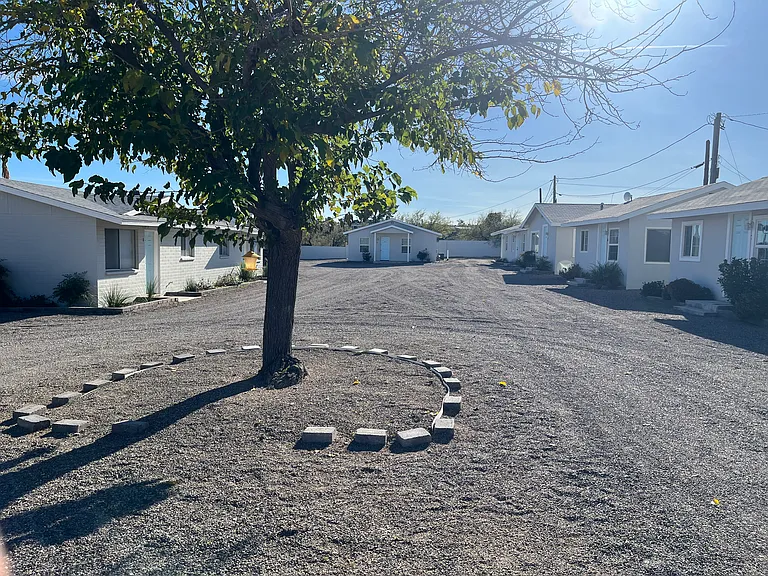 549 W Wickenburg Way #2 — Photo 4