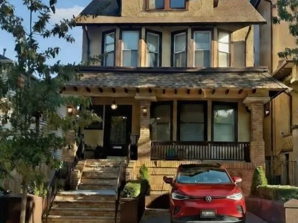 376 Fairmount Ave, Jersey City, NJ 07306