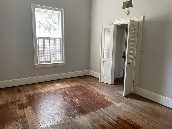 4th image of 421 E Saint Julian St