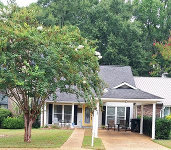 130 Emerald Lake Dr, Dothan, AL, 36303