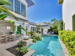 982 9th Ave S, Naples, FL 34102