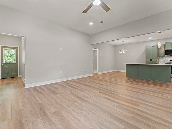 3rd image of 13783 Achord Ln