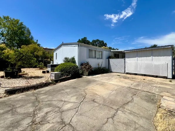 4784 White River Dr, Redding, CA 96003