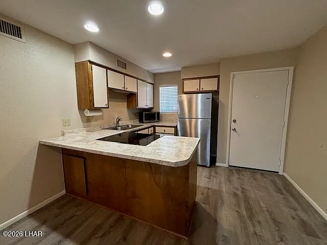 2 bed, 2.0 bath, 863 sqft, $1,200 — Photo 4