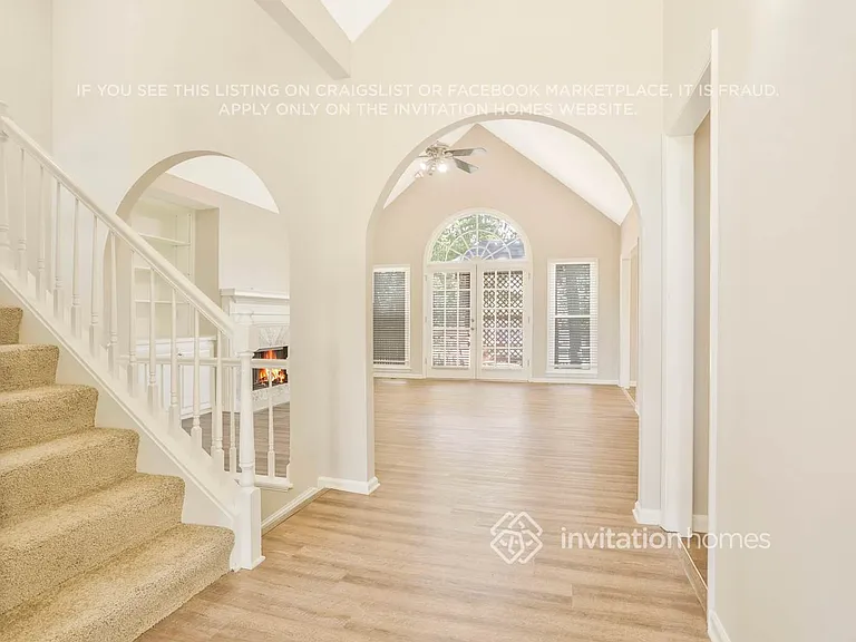 2447 Doubletree Dr NW — Photo 6