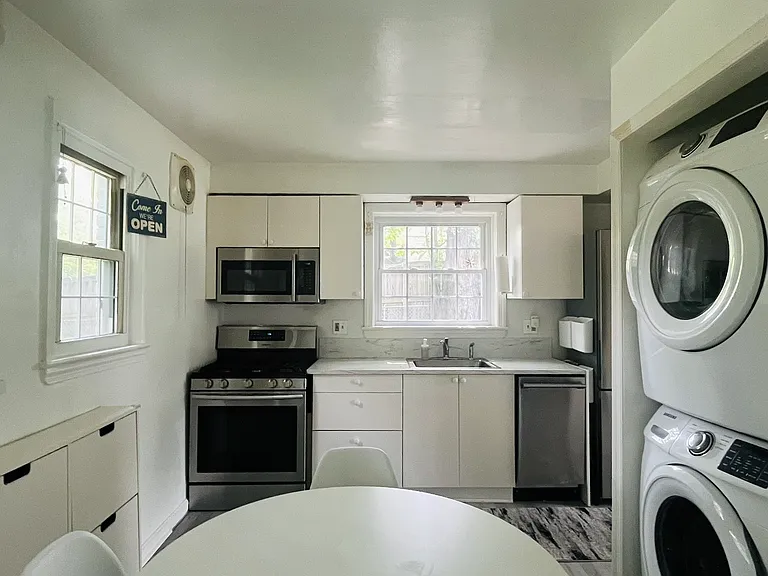 2705 Blueridge Ave — Photo 13