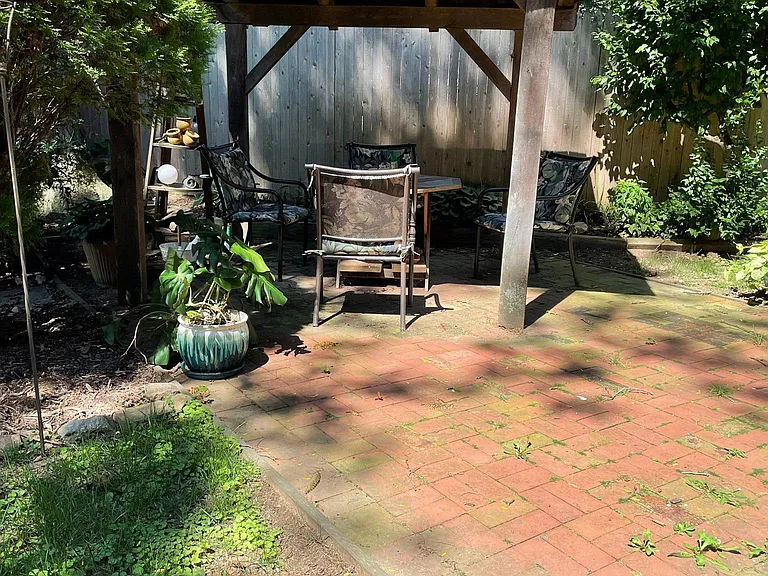 871 W Walnut Ln #2 — Photo 23
