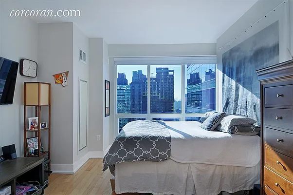 Rented by Corcoran | media 7