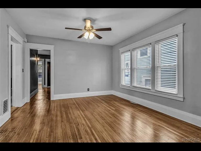 622 Parkside Ave — Photo 10