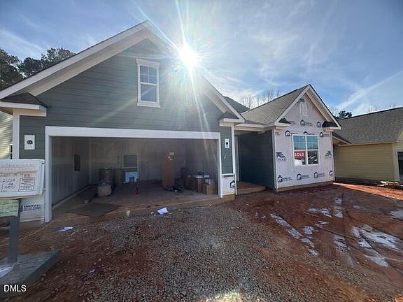2nd image of 250 Sawtooth Oak Ln