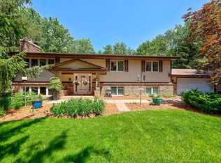 8010 Somerset Rd, Woodbury, MN 55125