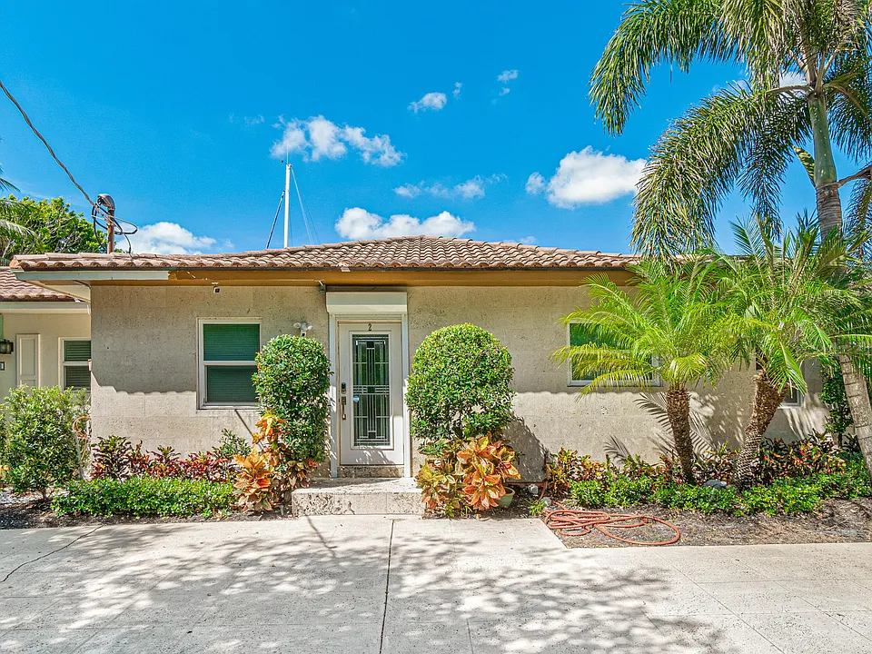 1124 Highland Beach Dr #2