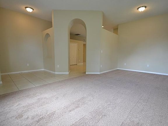 3rd image of 12701 Woodbury Glen Dr