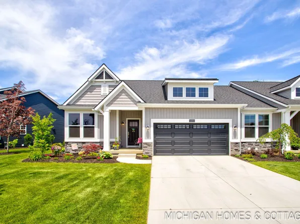 14193 Phoenix Pl, Holland, MI 49424