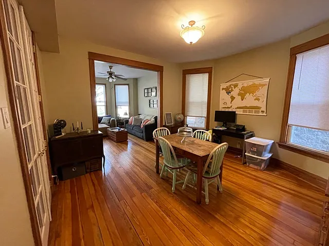 3654 N Damen Ave #1 — Photo 3