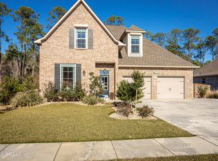 6948 Osprey Dr, Ocean Springs, MS 39564