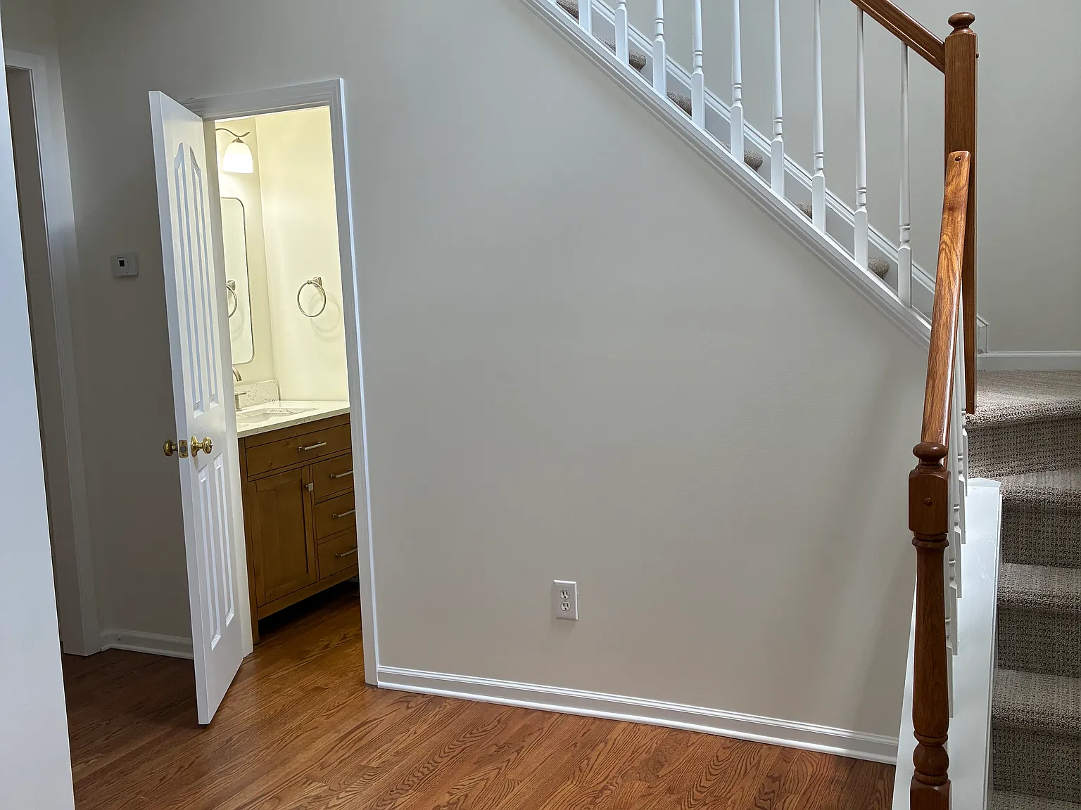 4 bed, 2.5 bath, 2269 sqft, $3,095 — Photo 4