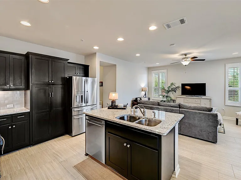 6814 E Riverside Dr #64 — Photo 8
