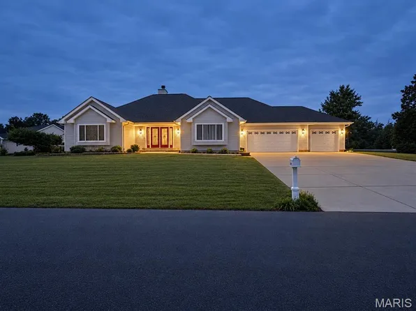 10803 Mahogany Dr, Foristell, MO 63348