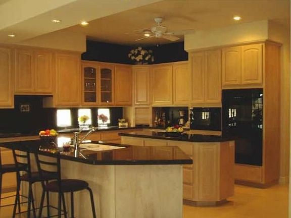 2nd image of 5277 W Arrowhead Lakes Dr