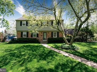 301 Covered Bridge Rd, Cherry Hill, NJ 08034