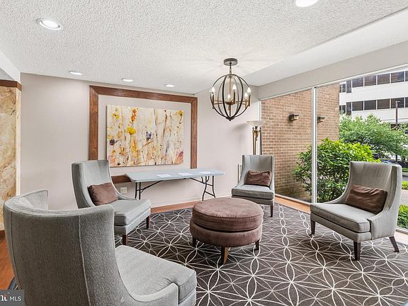 4th image of 100 West Ave #309-W