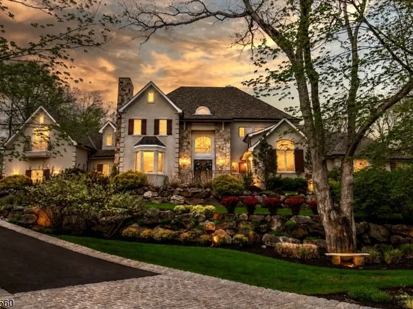 9 Pennbrook Ct, Montville Twp., NJ 07045