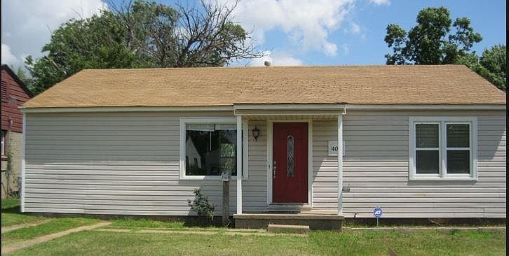 1st image of 407 Eisenhower Blvd