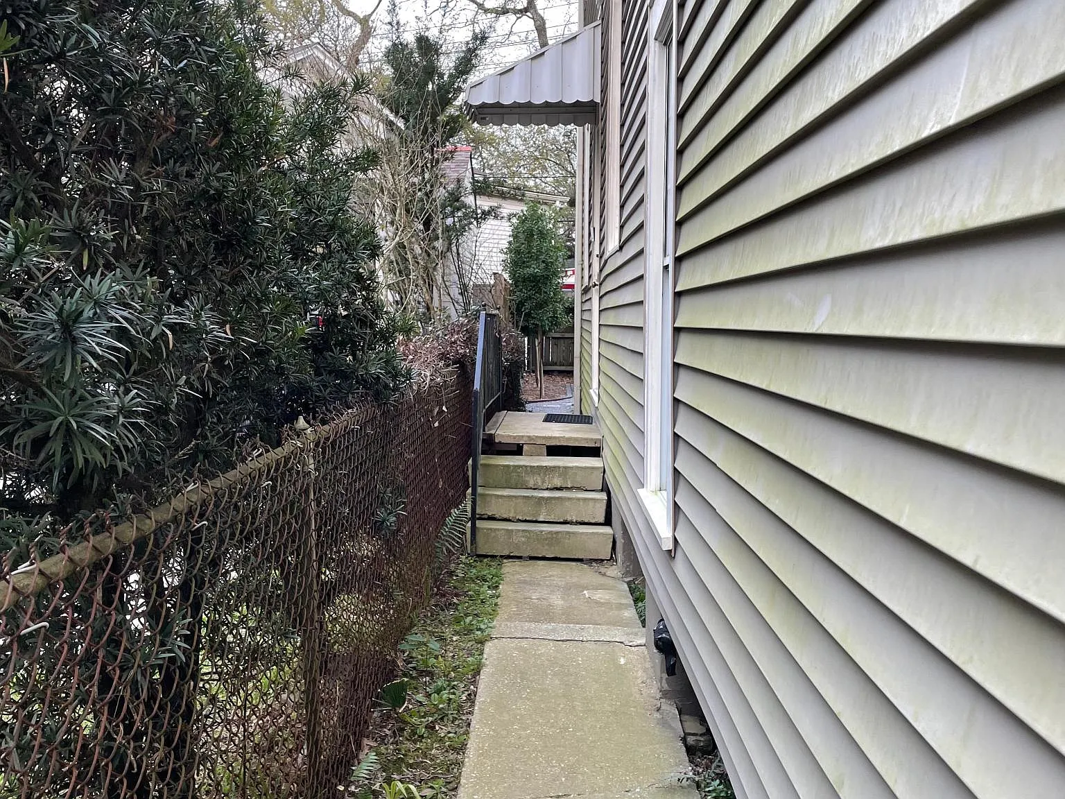 2 bed, 1100 sqft, $2,100 — Photo 3