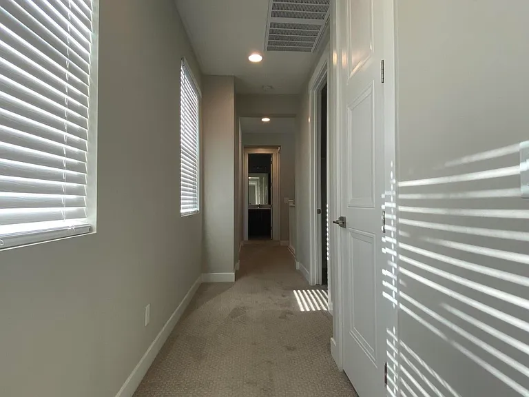 21065 W Elm Way Ct — Photo 10