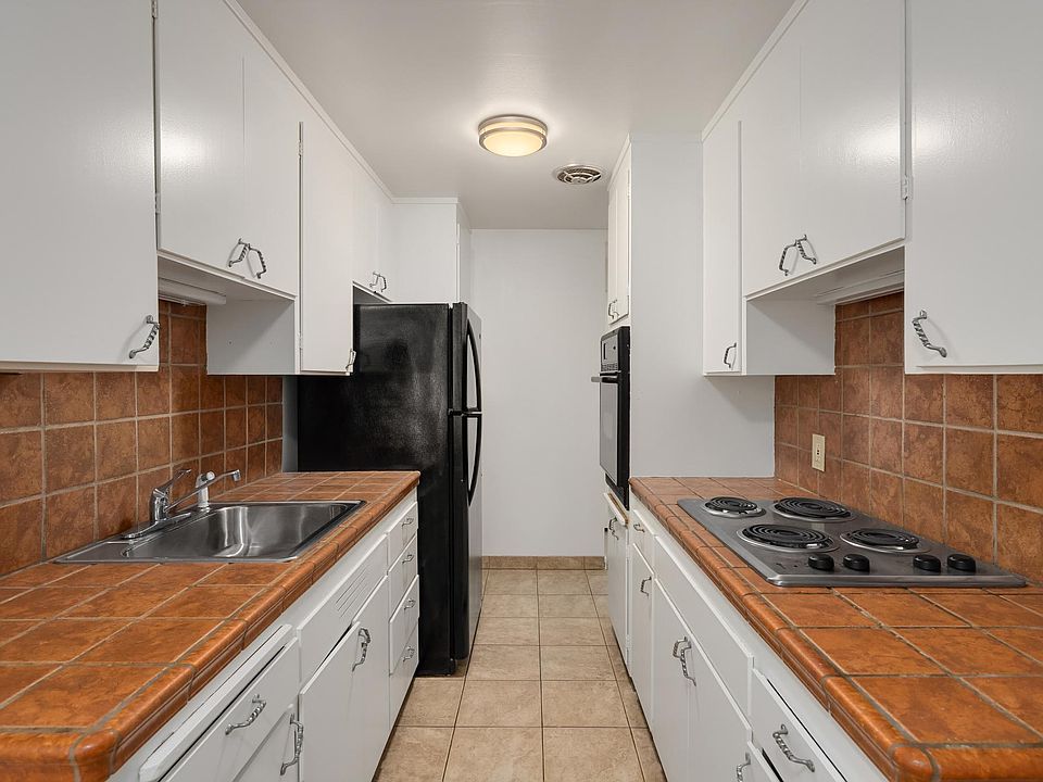 1st image of 6527 24th Ave NW #2