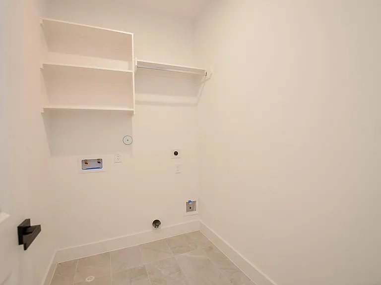 7703 Inwood Grove Ln — Photo 32