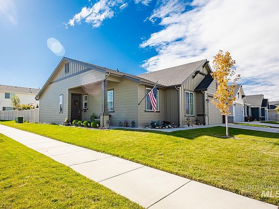 2nd image of 2189 W Gelding St