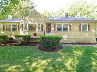 102 Pleasant St, Paxton, MA 01612