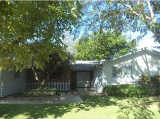 1448 Whittier Ave, Clovis, CA 93611