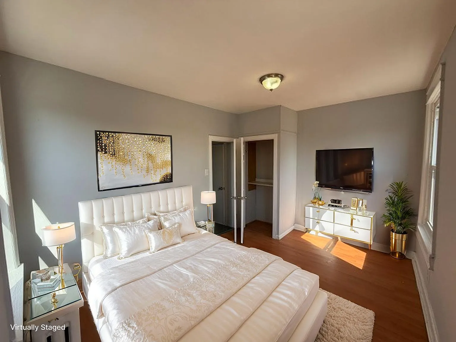 3 bed, 1003 sqft, $1,450 — Photo 3