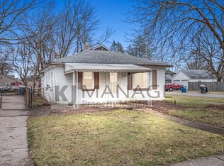 5806 N Berry St, Westland, MI 48185