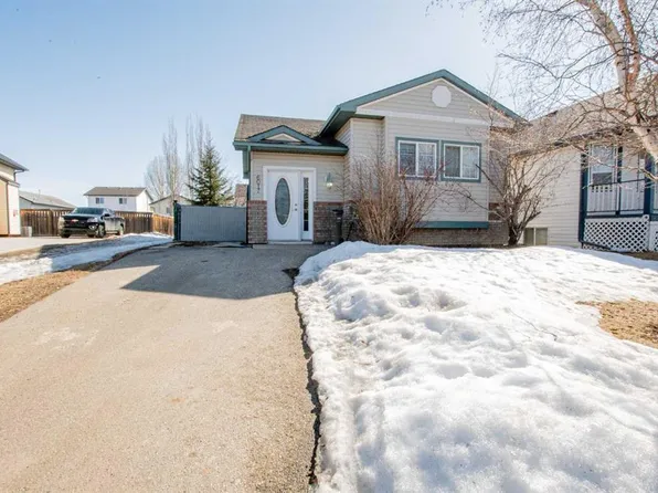 6017 W 90a St, Grande Prairie, AB T8W 2N4
