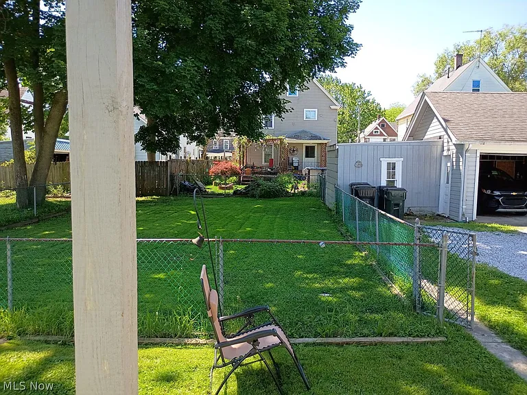 238 Howe St #UP — Photo 22