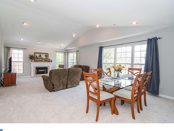 5th image of 147 Stewarts Ct