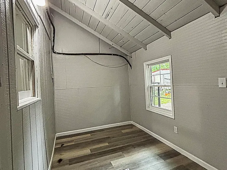 1724 Garland Ave — Photo 11