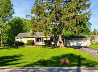 8630 Riverview Rd, Brecksville, OH 44141