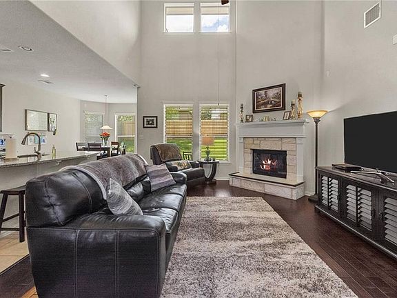 5th image of 120 Seminole Canyon Dr