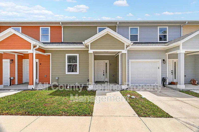 Building Photo - 1611 NW 29th Rd #3