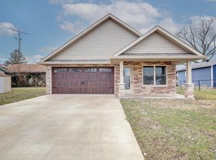 429 I St, Bedford, IN 47421