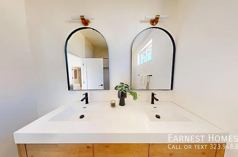 6441 Satsuma Ave #1 — Photo 12